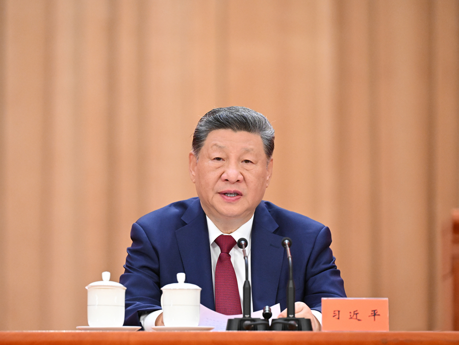 7月1日上午，庆祝中国共产党成立105周年大会在北京人民大会堂隆重举行。中共中央总书记、国家主席、中央军委主席习近平发表重要讲话。